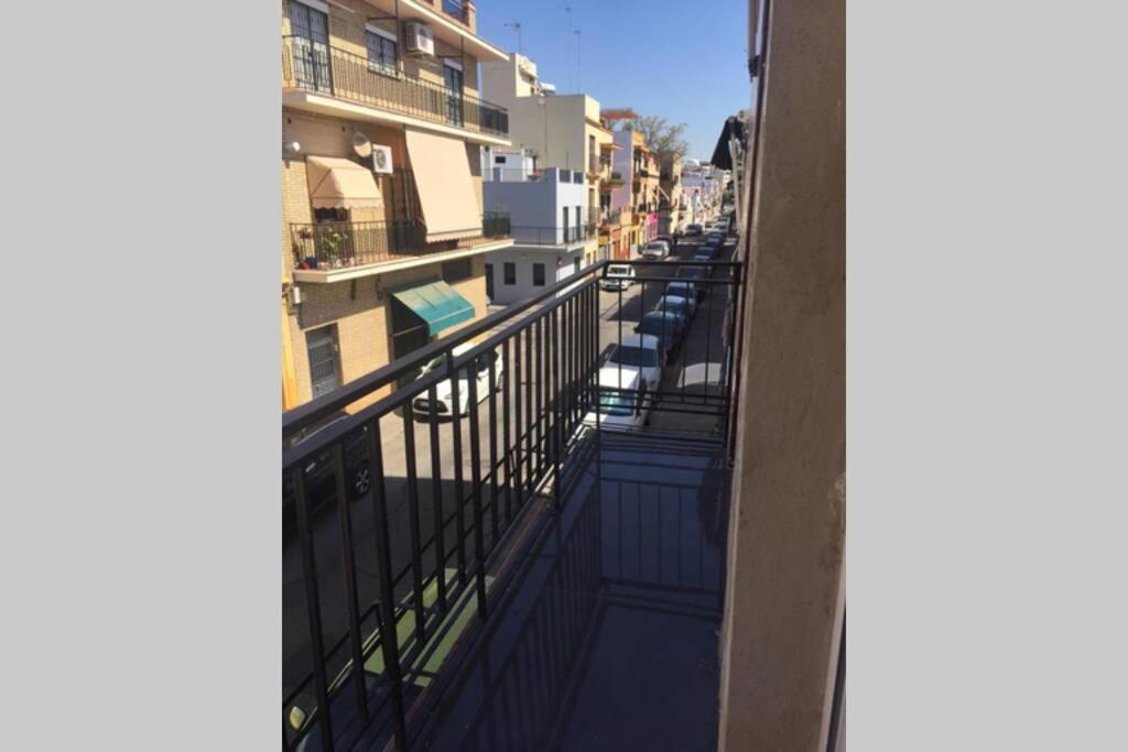 Casa Reformada Con Terraza/Wifi/Aire Acondicionado Villa Sevilla Bagian luar foto